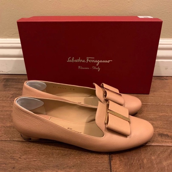 Ferragamo Sarno Flats Size 7 - Picture 2 of 6